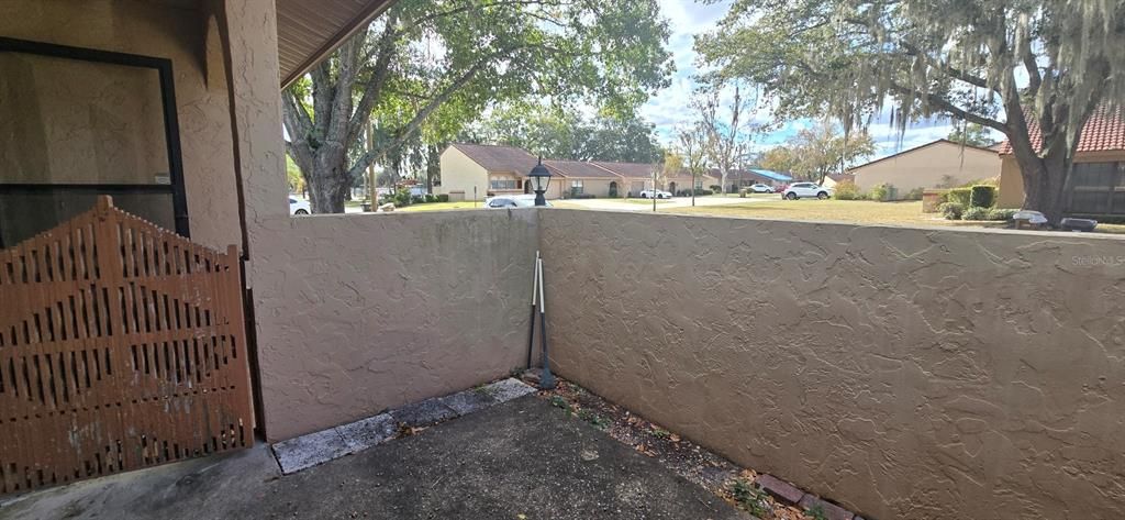 В аренду: $1,300 (2 спален, 2 ванн, 1116 Квадратных фут)