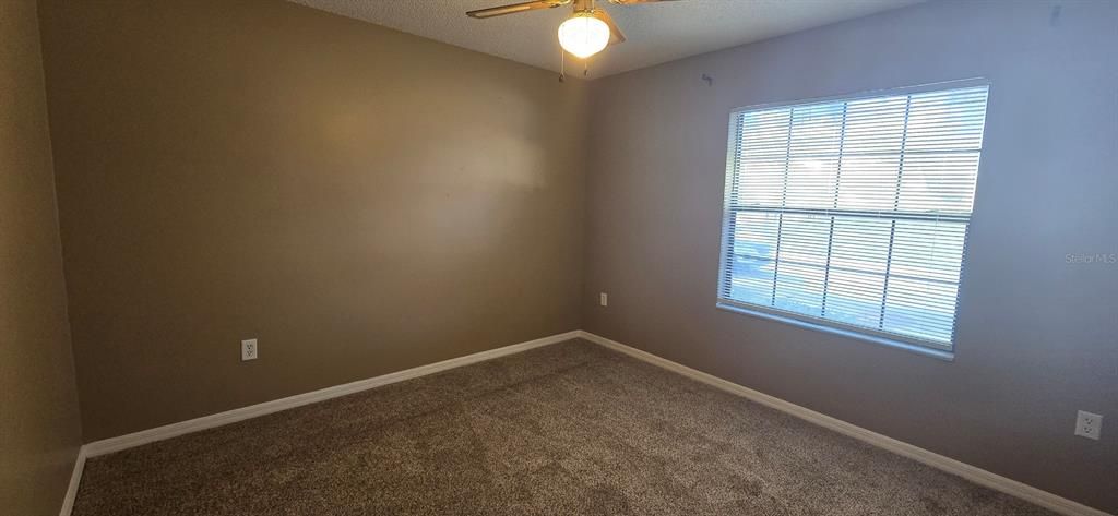 В аренду: $1,300 (2 спален, 2 ванн, 1116 Квадратных фут)