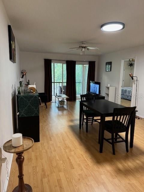 For Rent: $1,500 (2 beds, 2 baths, 982 Square Feet)