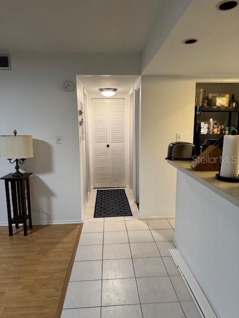 For Rent: $1,500 (2 beds, 2 baths, 982 Square Feet)