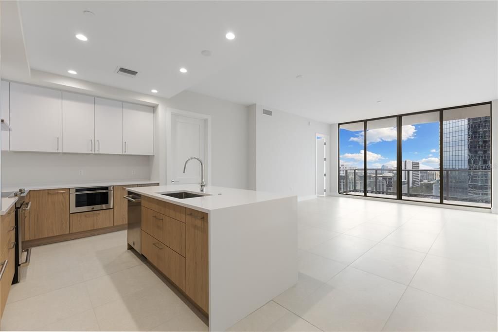 На продажу: $1,275,000 (2 спален, 2 ванн, 1339 Квадратных фут)