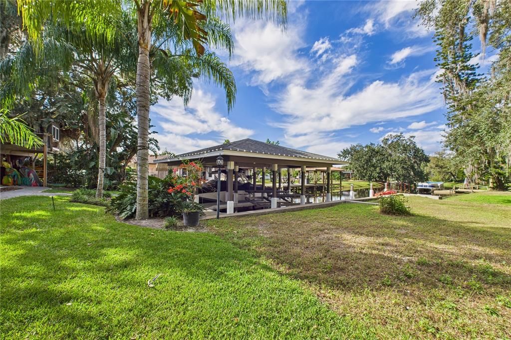 For Sale: $580,000 (3 beds, 2 baths, 2595 Square Feet)