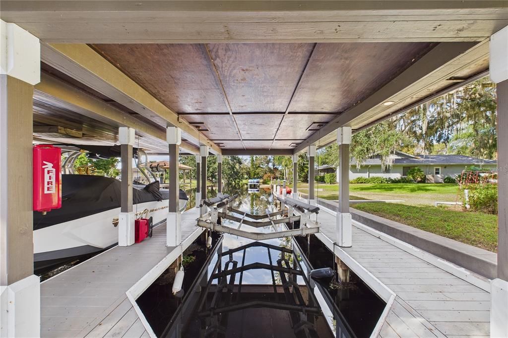 For Sale: $580,000 (3 beds, 2 baths, 2595 Square Feet)