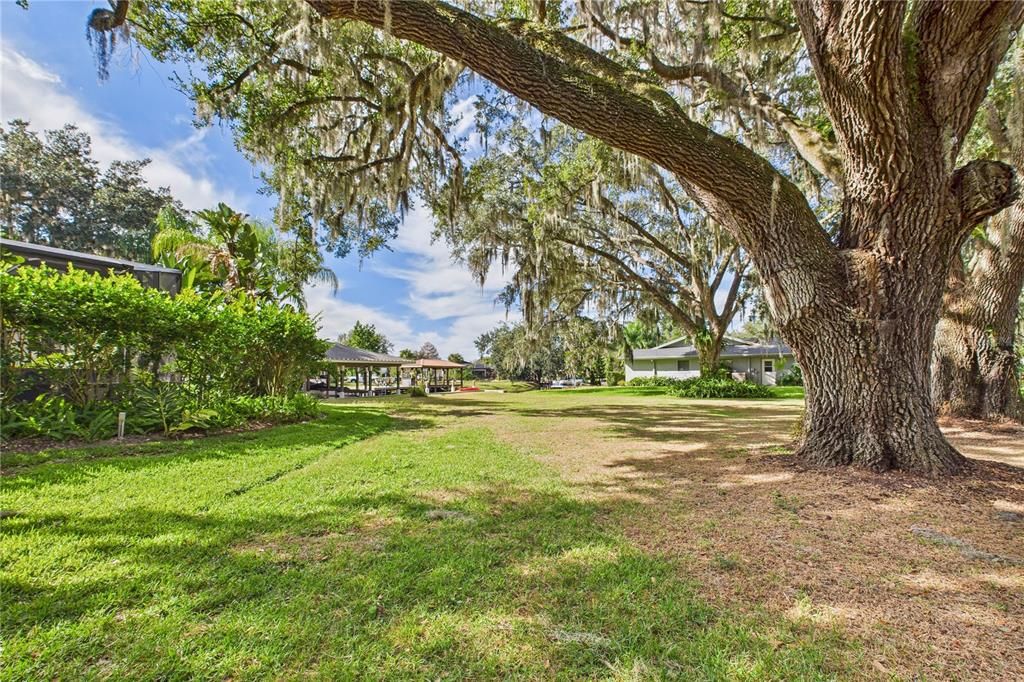 For Sale: $580,000 (3 beds, 2 baths, 2595 Square Feet)