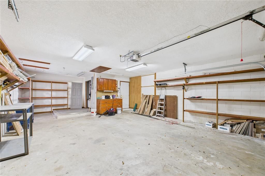 For Sale: $580,000 (3 beds, 2 baths, 2595 Square Feet)