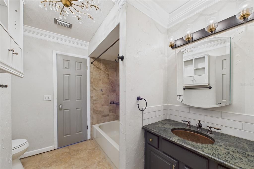 For Sale: $580,000 (3 beds, 2 baths, 2595 Square Feet)