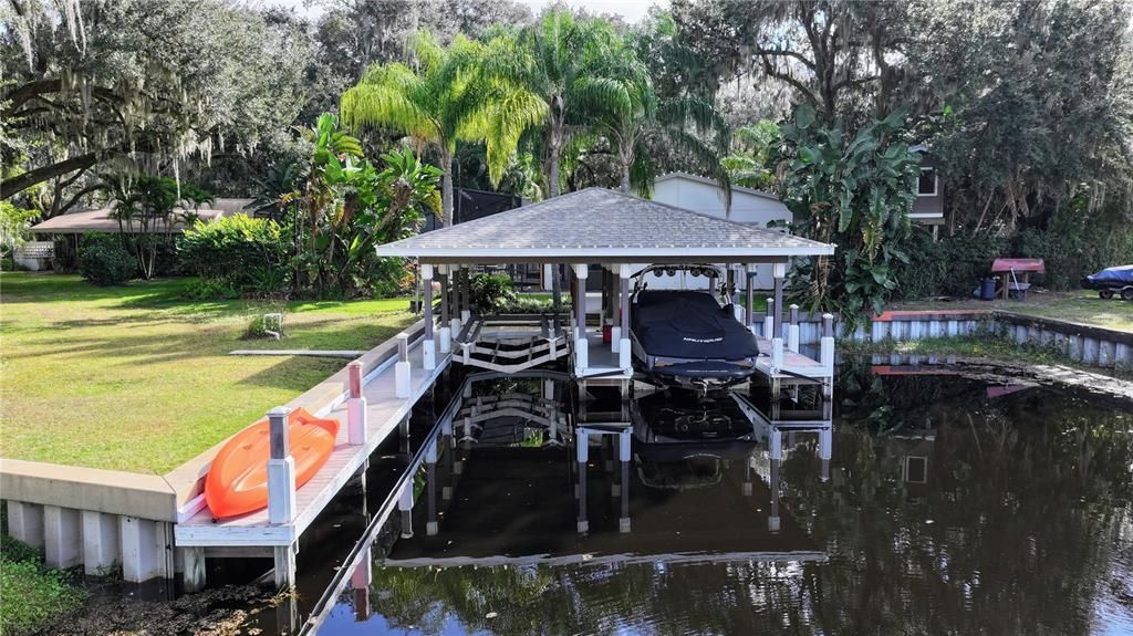 For Sale: $580,000 (3 beds, 2 baths, 2595 Square Feet)