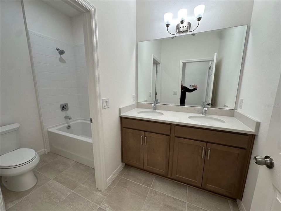 For Sale: $437,309 (4 beds, 2 baths, 1867 Square Feet)