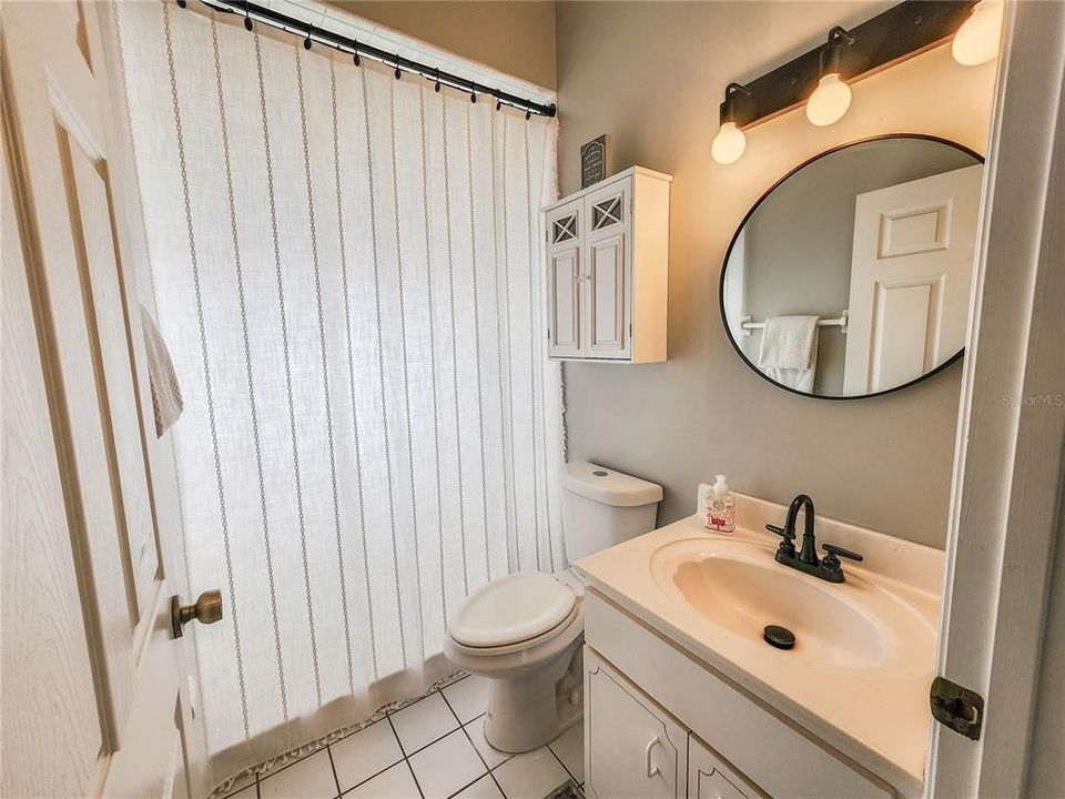 For Sale: $369,900 (3 beds, 2 baths, 1979 Square Feet)
