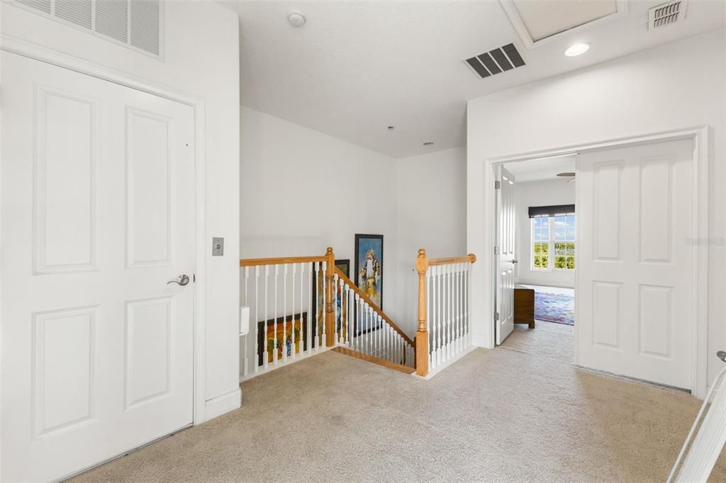 For Sale: $500,000 (3 beds, 3 baths, 2510 Square Feet)