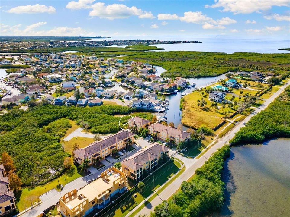 For Sale: $500,000 (3 beds, 3 baths, 2510 Square Feet)