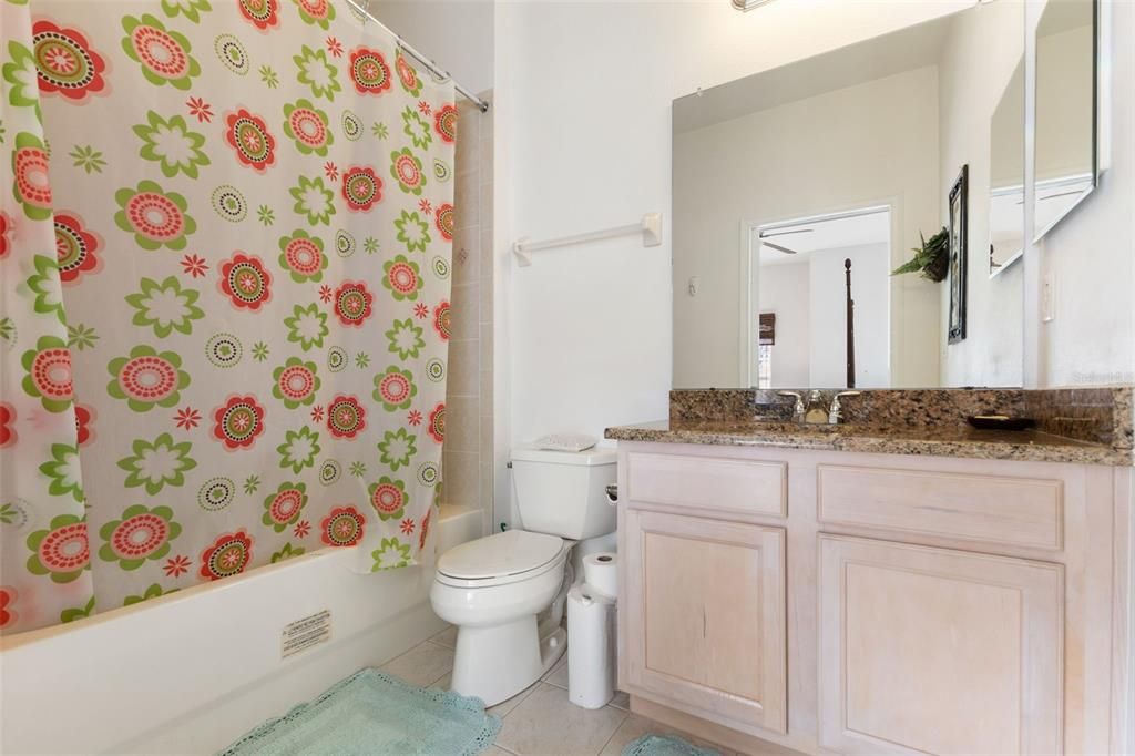 For Sale: $500,000 (3 beds, 3 baths, 2510 Square Feet)