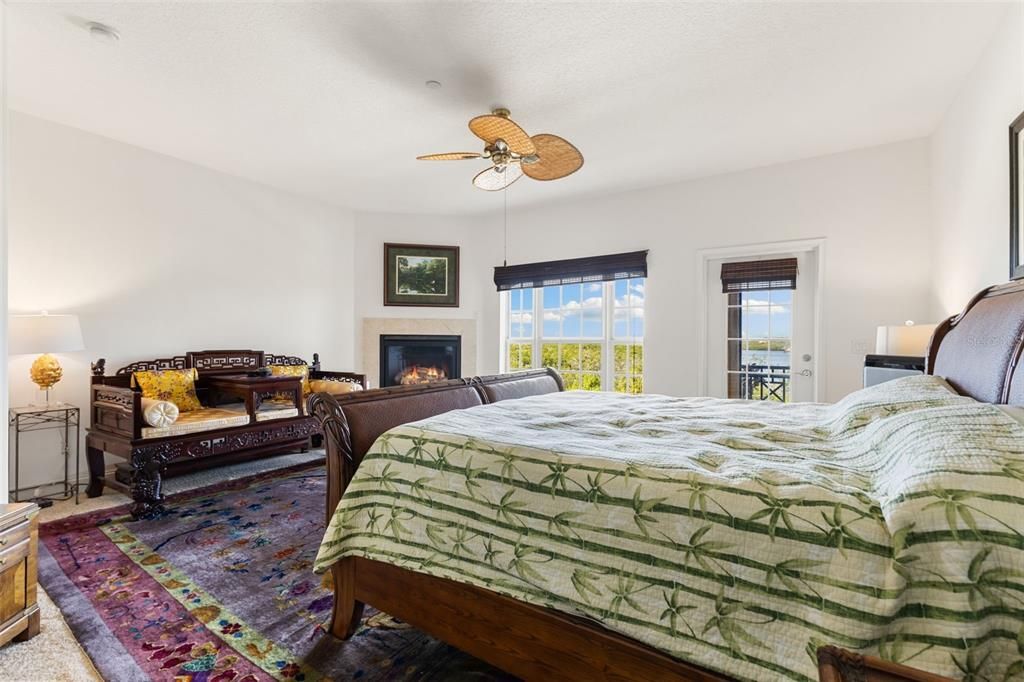 For Sale: $500,000 (3 beds, 3 baths, 2510 Square Feet)