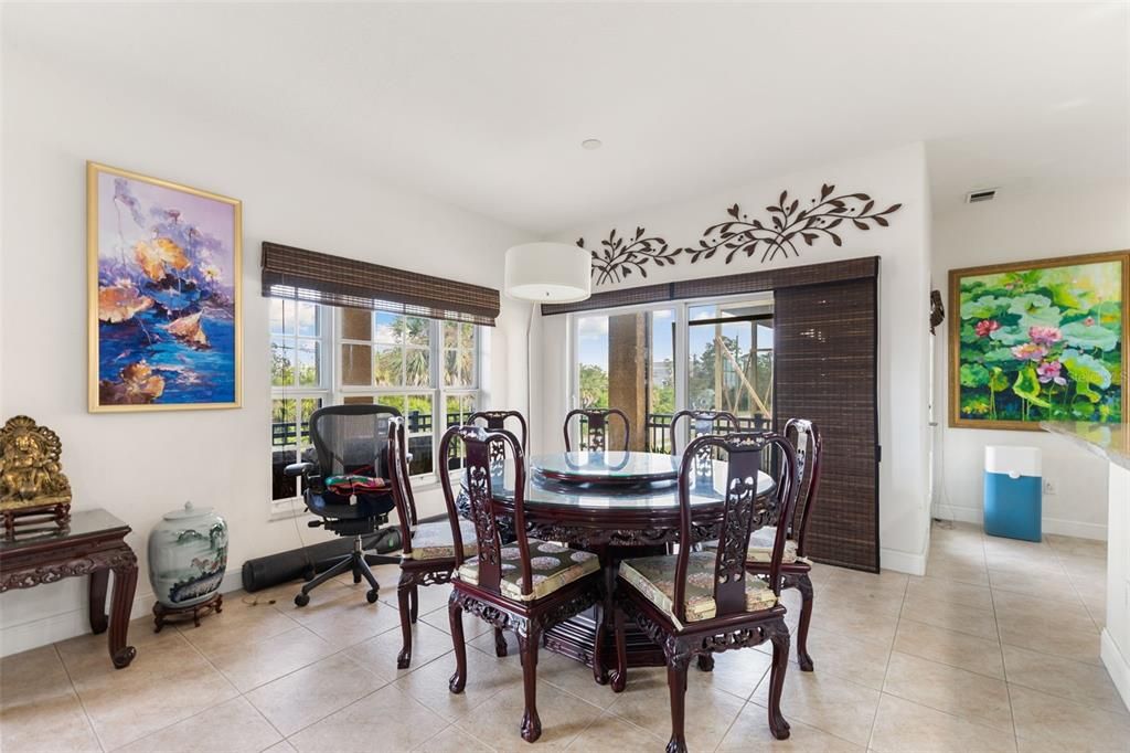 For Sale: $500,000 (3 beds, 3 baths, 2510 Square Feet)