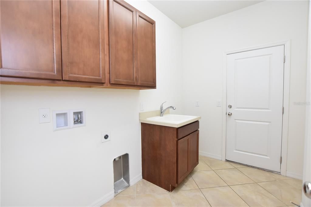 В аренду: $2,160 (4 спален, 3 ванн, 1830 Квадратных фут)