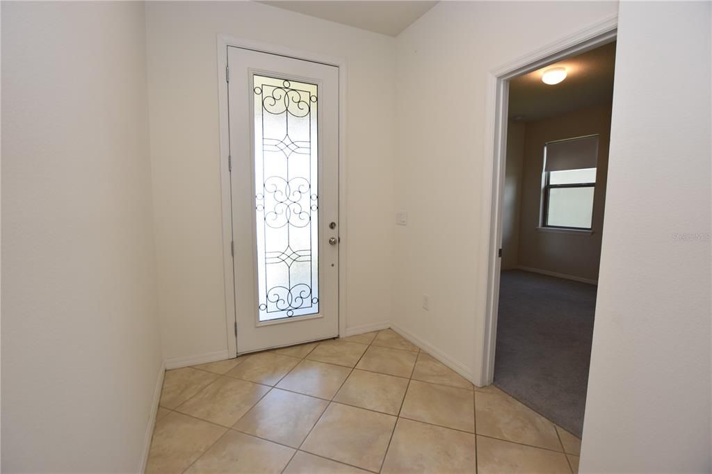 В аренду: $2,160 (4 спален, 3 ванн, 1830 Квадратных фут)