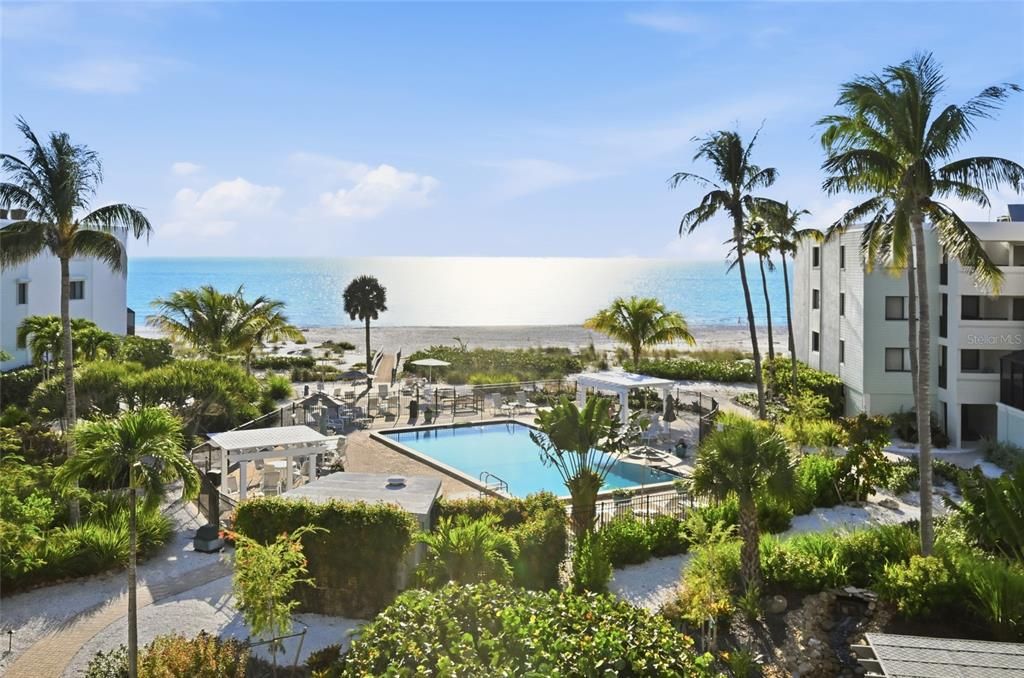 For Sale: $1,295,000 (2 beds, 2 baths, 1350 Square Feet)