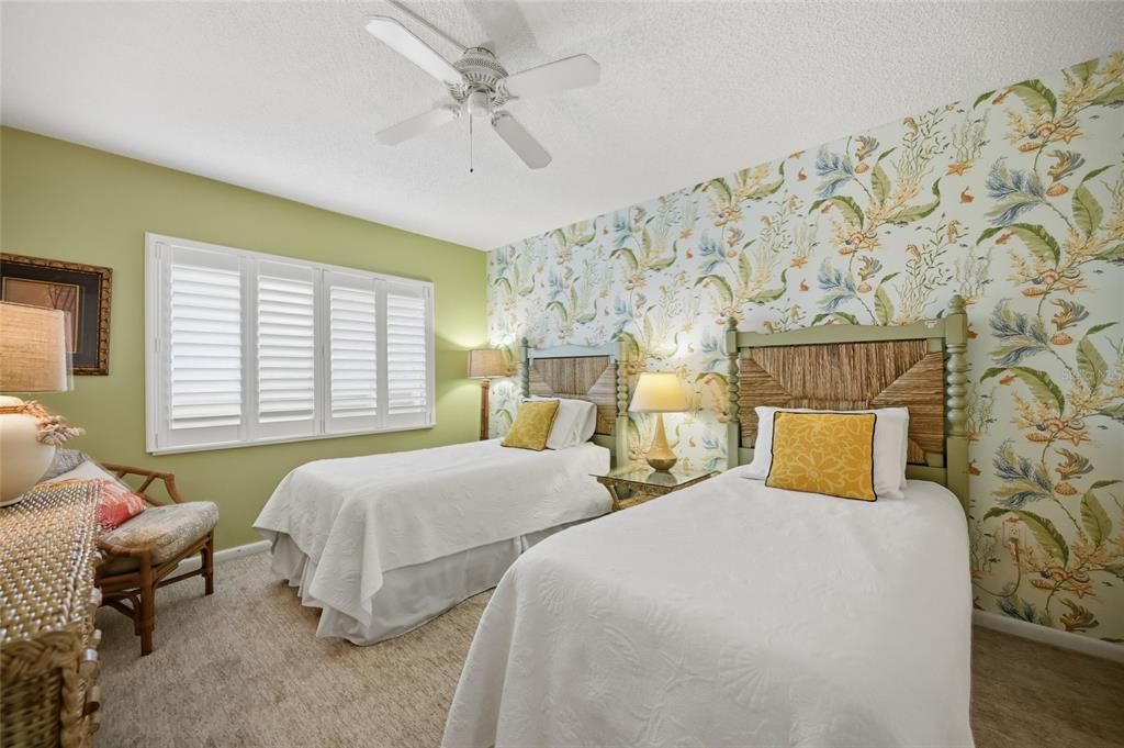 For Sale: $1,295,000 (2 beds, 2 baths, 1350 Square Feet)