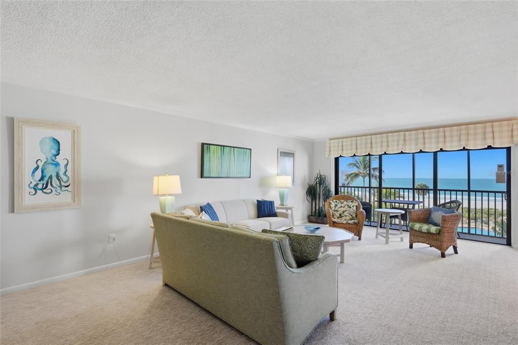 For Sale: $1,295,000 (2 beds, 2 baths, 1350 Square Feet)