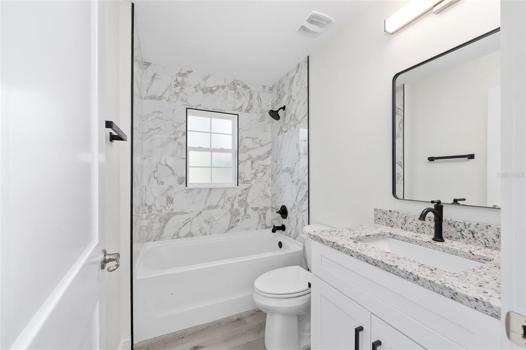 For Sale: $269,900 (3 beds, 2 baths, 1449 Square Feet)