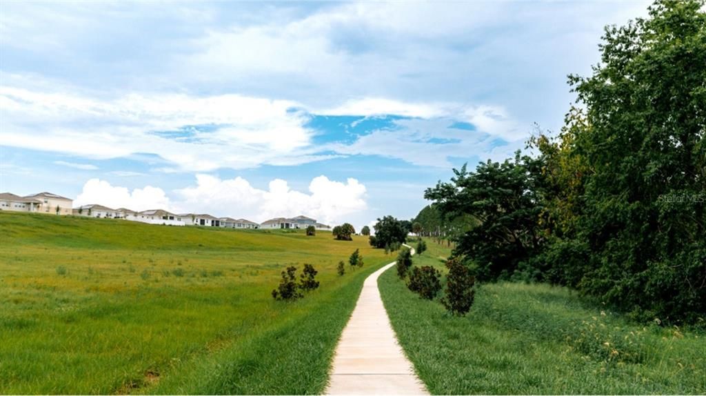 For Sale: $269,540 (2 beds, 2 baths, 1562 Square Feet)