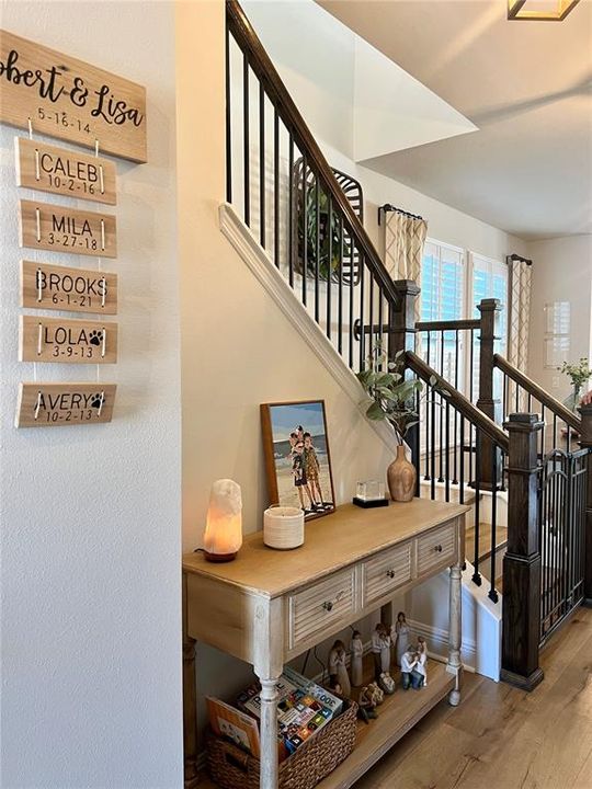 For Sale: $565,000 (4 beds, 2 baths, 2377 Square Feet)