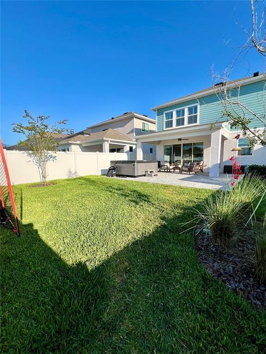 For Sale: $565,000 (4 beds, 2 baths, 2377 Square Feet)