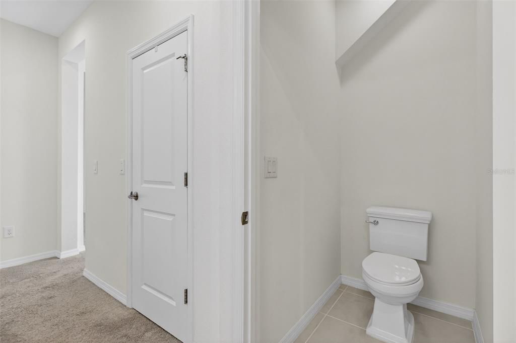 En Venta: $499,900 (4 camas, 3 baños, 2636 Pies cuadrados)