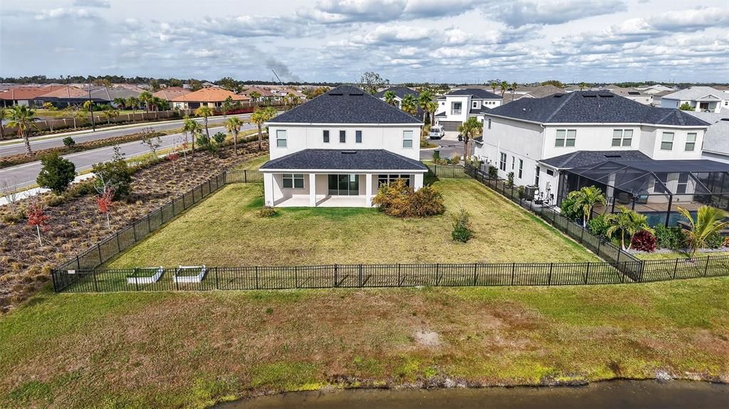 En Venta: $499,900 (4 camas, 3 baños, 2636 Pies cuadrados)