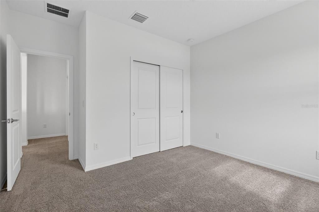 En Venta: $499,900 (4 camas, 3 baños, 2636 Pies cuadrados)