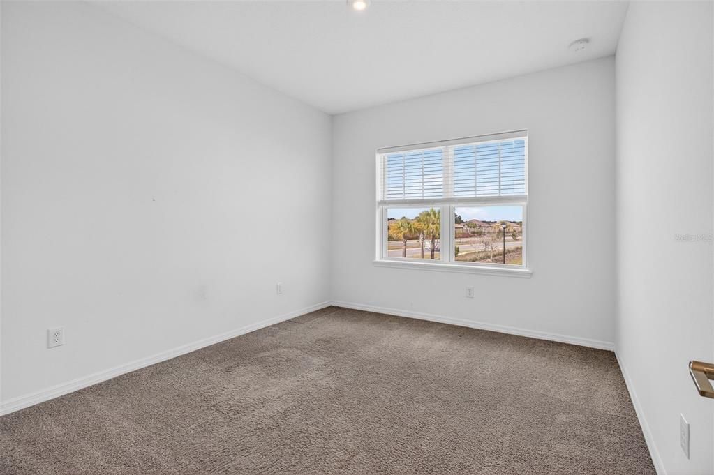 En Venta: $499,900 (4 camas, 3 baños, 2636 Pies cuadrados)