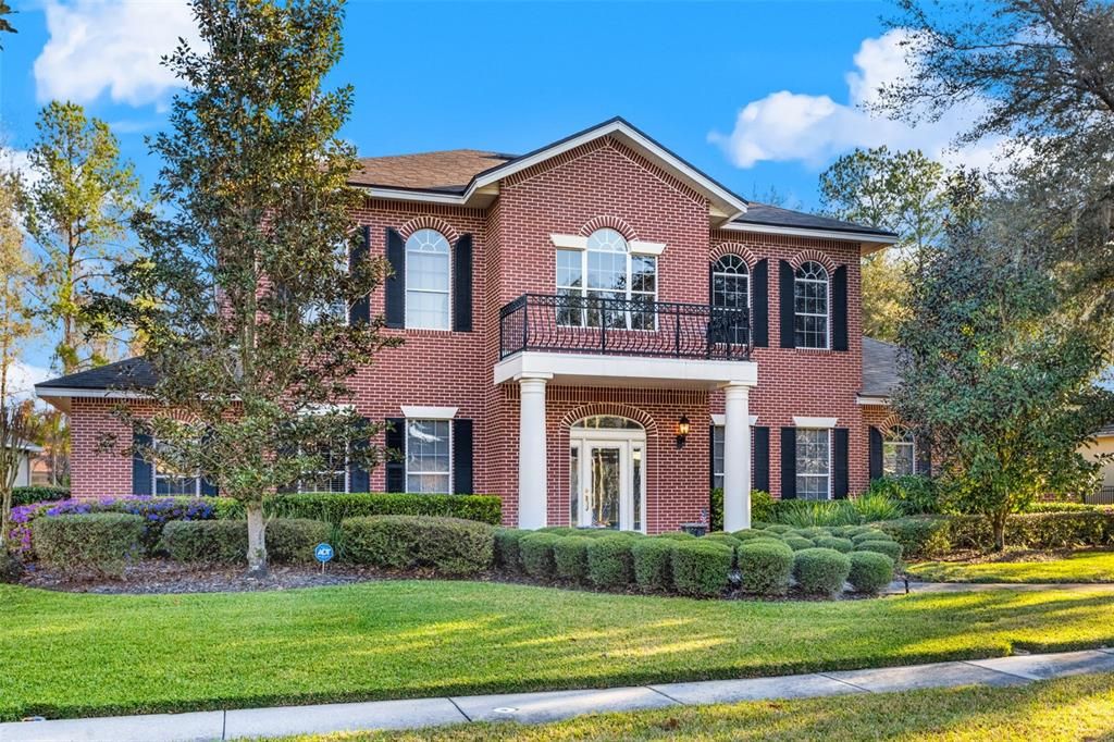 For Rent: $5,000 (4 beds, 3 baths, 3186 Square Feet)