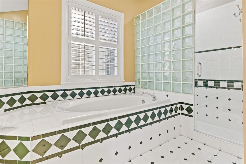 For Rent: $5,000 (4 beds, 3 baths, 3186 Square Feet)