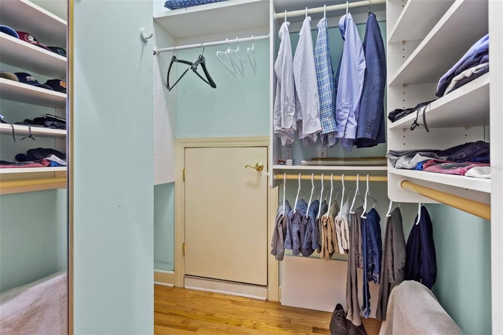 For Rent: $5,000 (4 beds, 3 baths, 3186 Square Feet)