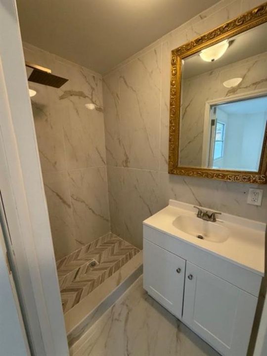 En Renta: $1,995 (2 camas, 2 baños, 1300 Pies cuadrados)