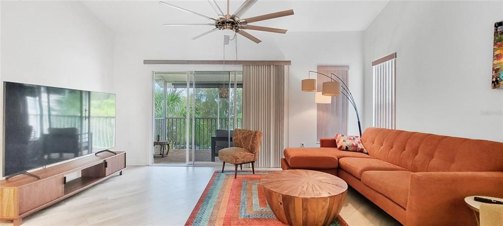 出租: $1,800 (3 贝兹, 2 浴室, 1314 平方英尺)