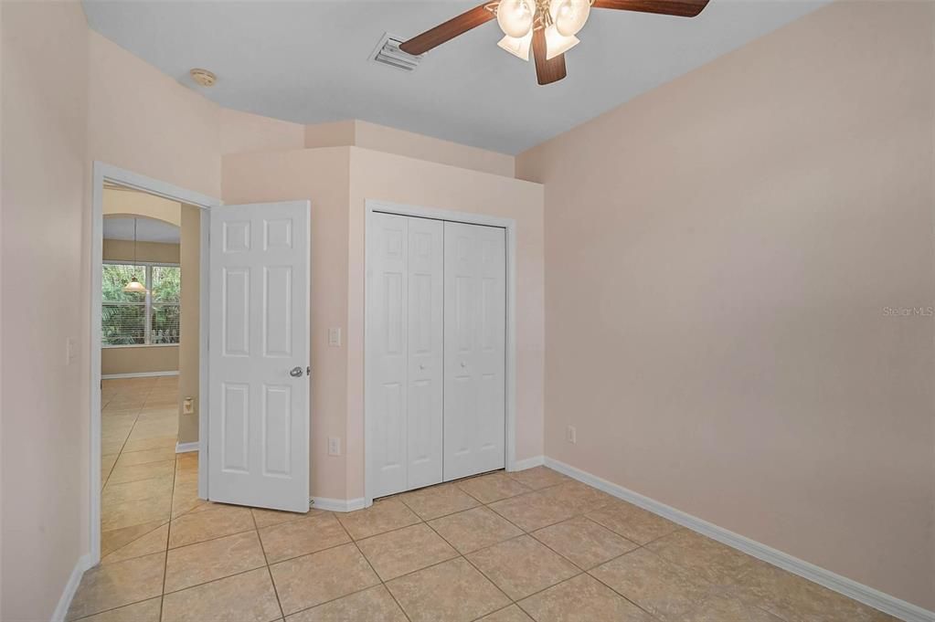 For Sale: $400,000 (3 beds, 2 baths, 2042 Square Feet)