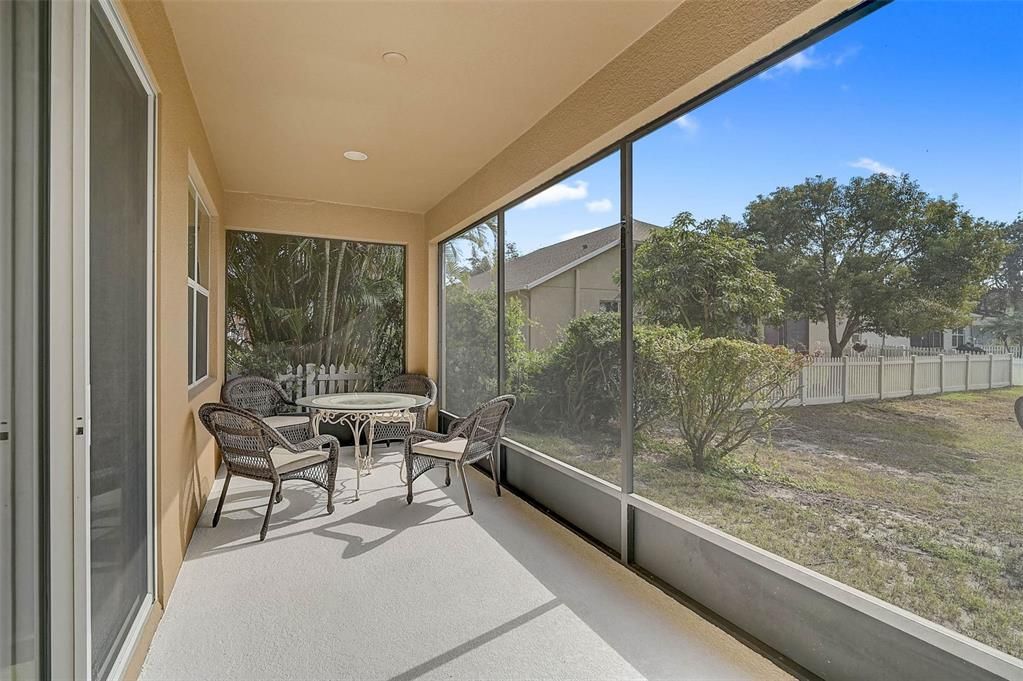 For Sale: $400,000 (3 beds, 2 baths, 2042 Square Feet)