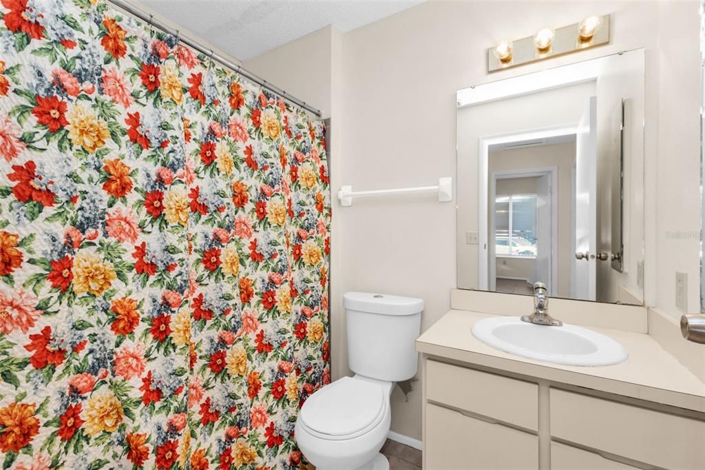 En Venta: $192,000 (2 camas, 2 baños, 1050 Pies cuadrados)