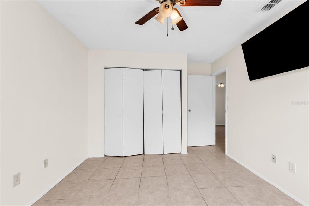 En Venta: $192,000 (2 camas, 2 baños, 1050 Pies cuadrados)