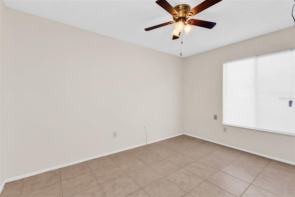 En Venta: $192,000 (2 camas, 2 baños, 1050 Pies cuadrados)