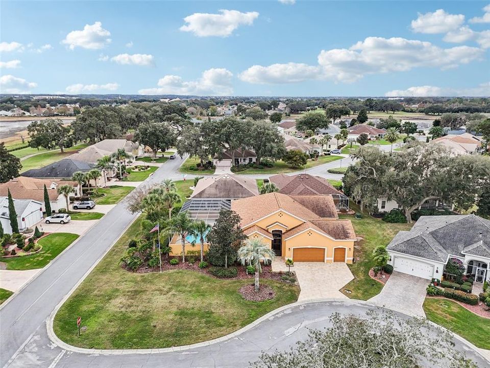 En Venta: $925,000 (3 camas, 3 baños, 3367 Pies cuadrados)