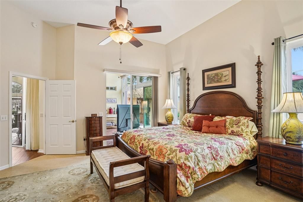 En Venta: $925,000 (3 camas, 3 baños, 3367 Pies cuadrados)