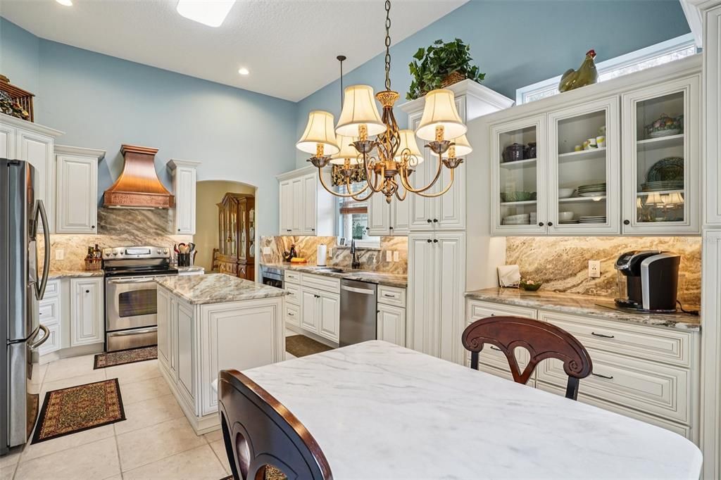 En Venta: $925,000 (3 camas, 3 baños, 3367 Pies cuadrados)