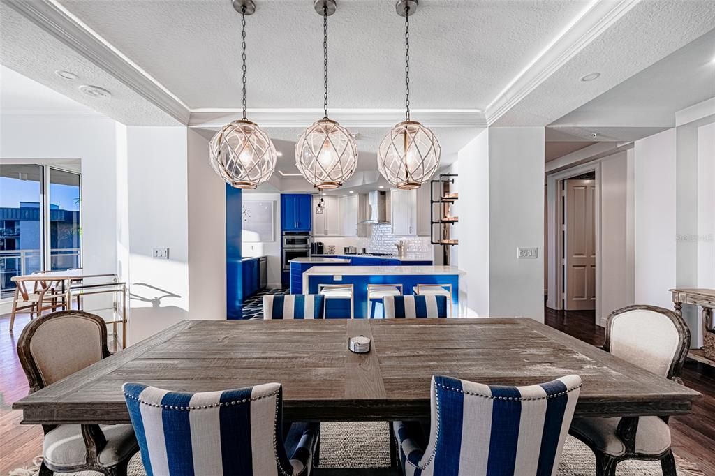 出租: $35,000 (3 贝兹, 3 浴室, 3302 平方英尺)