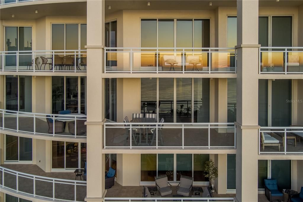 出租: $35,000 (3 贝兹, 3 浴室, 3302 平方英尺)