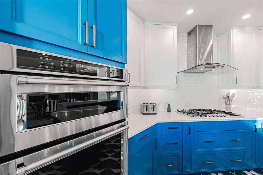 出租: $35,000 (3 贝兹, 3 浴室, 3302 平方英尺)