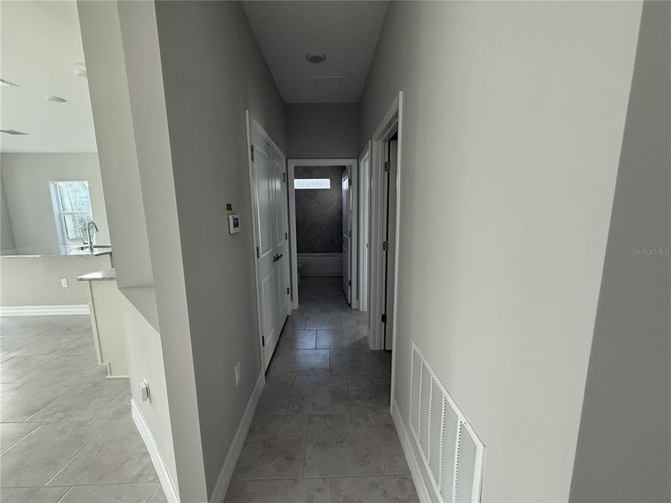 В аренду: $2,100 (3 спален, 2 ванн, 1615 Квадратных фут)