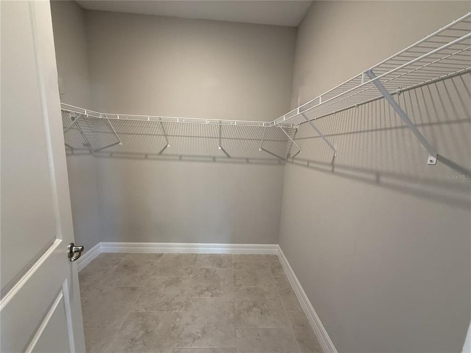 В аренду: $2,100 (3 спален, 2 ванн, 1615 Квадратных фут)