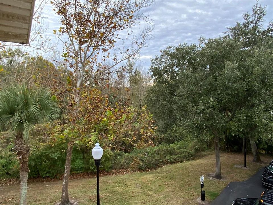 待售: $215,000 (2 贝兹, 2 浴室, 975 平方英尺)